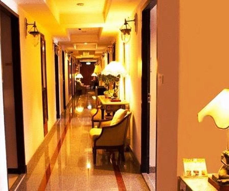 Diamond City Hotel Sha Certified Bangkok Exterior photo