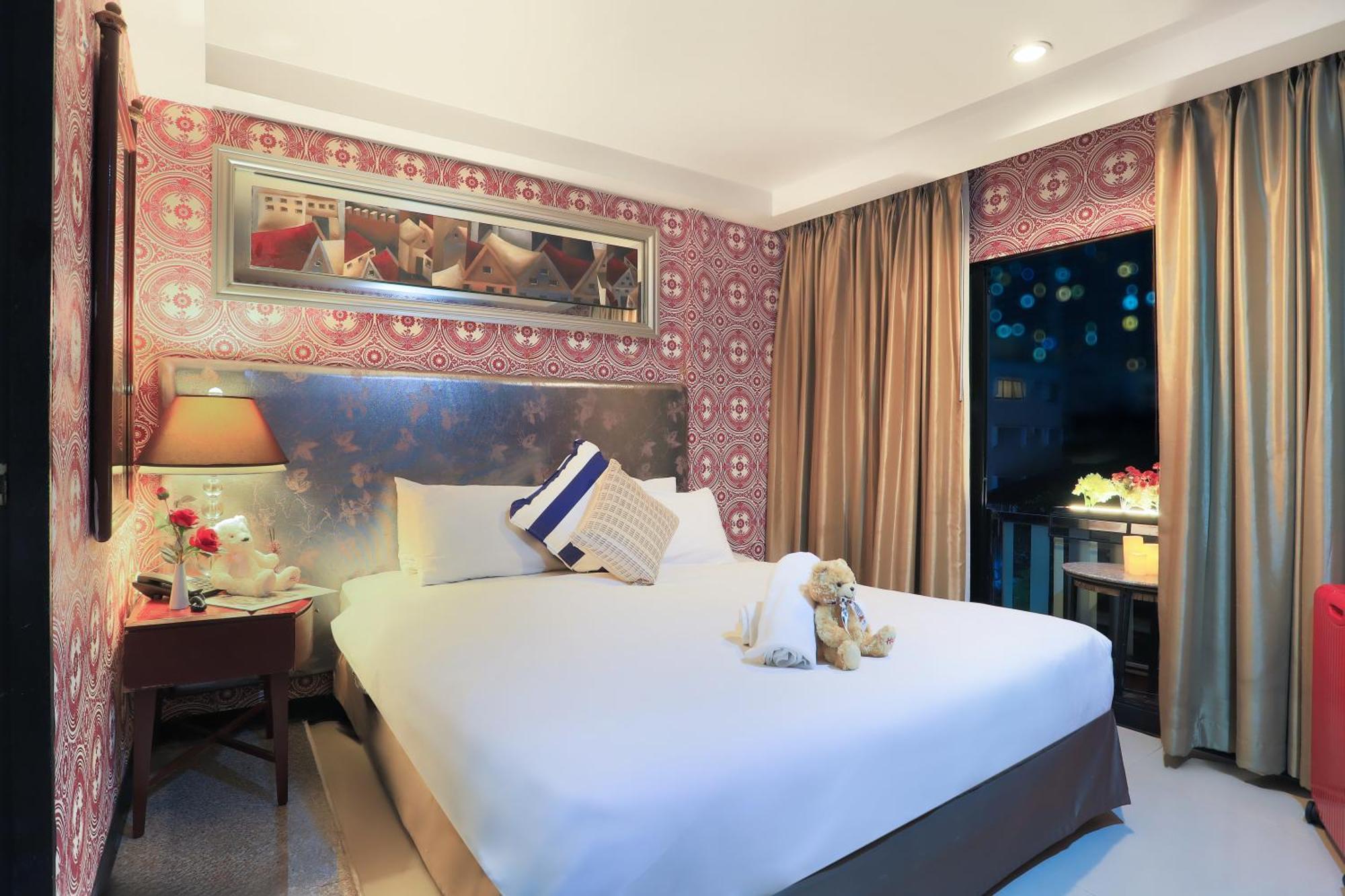 Diamond City Hotel Sha Certified Bangkok Exterior photo