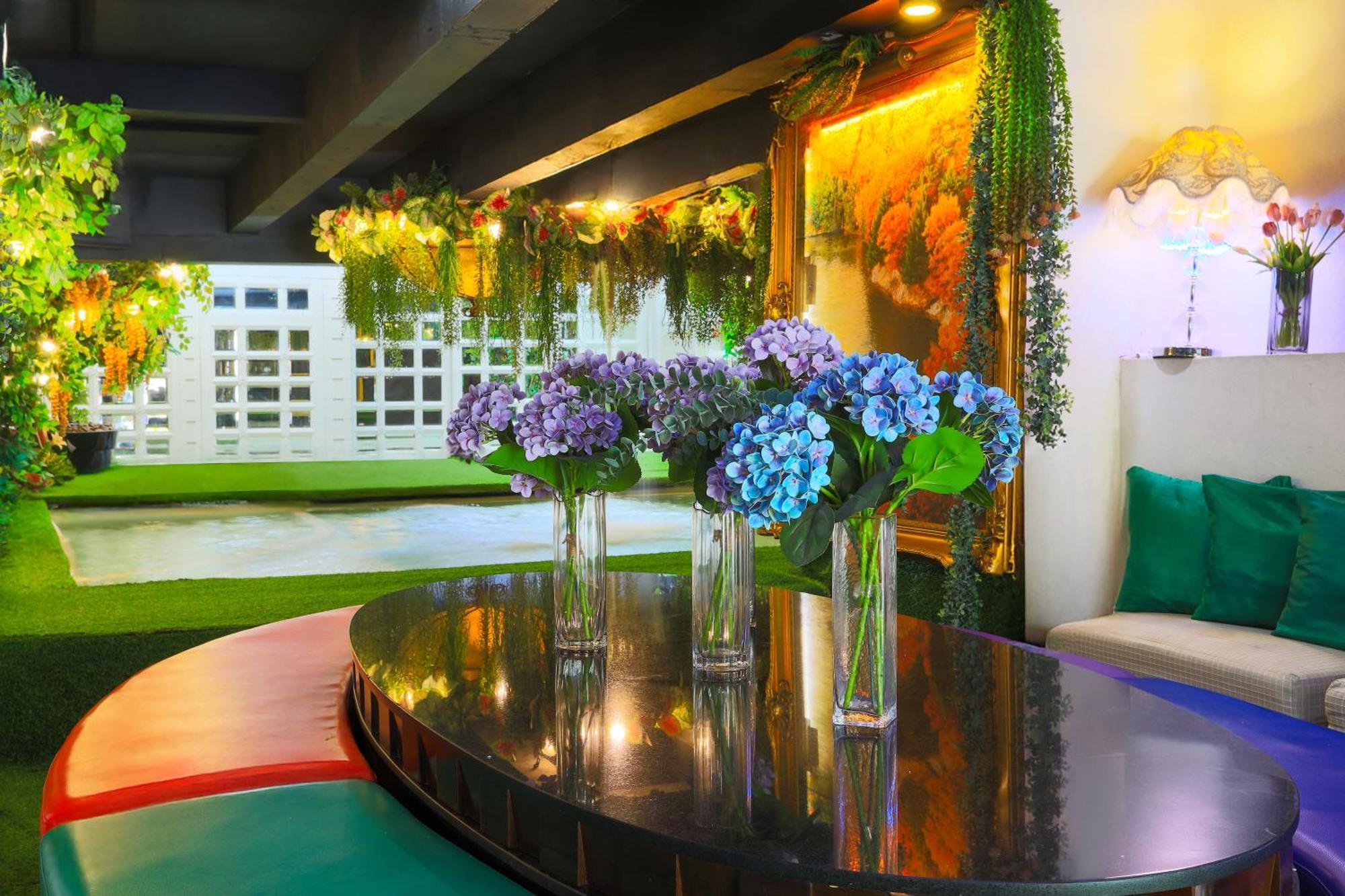 Diamond City Hotel Sha Certified Bangkok Exterior photo